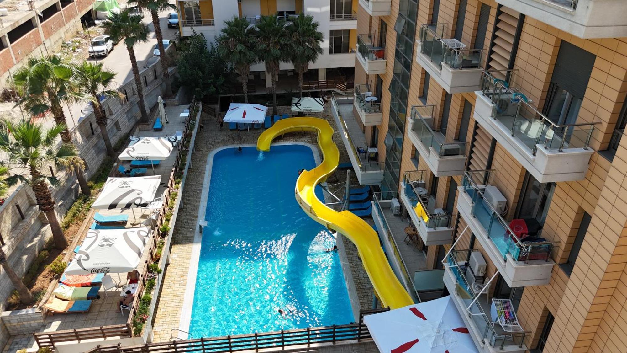 Diamond Apartment *